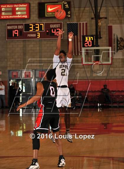 Thumbnail 2 in Servite vs. Ayala (Nike Extravaganza) photogallery.