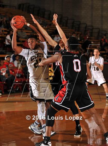 Thumbnail 2 in Servite vs. Ayala (Nike Extravaganza) photogallery.