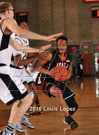 Thumbnail 1 in Servite vs. Ayala (Nike Extravaganza) photogallery.