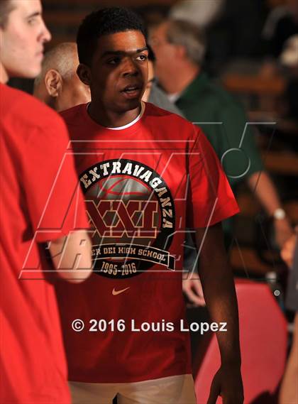 Thumbnail 3 in Servite vs. Ayala (Nike Extravaganza) photogallery.