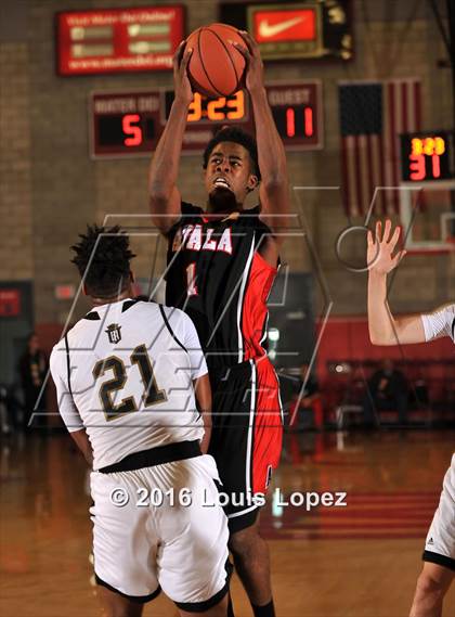 Thumbnail 2 in Servite vs. Ayala (Nike Extravaganza) photogallery.
