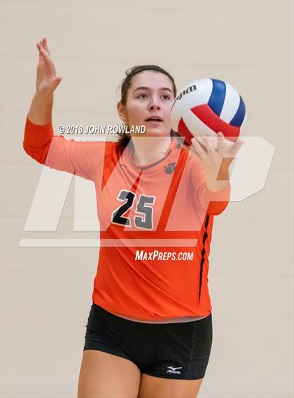 Thumbnail 3 in Mundelein vs. Libertyville photogallery.