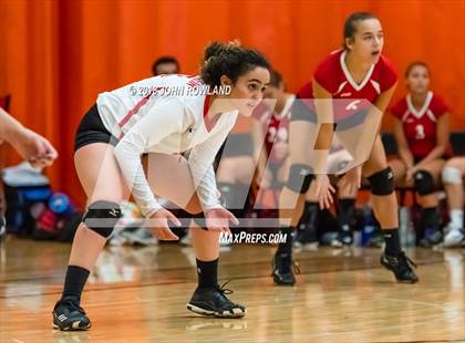 Thumbnail 2 in Mundelein vs. Libertyville photogallery.