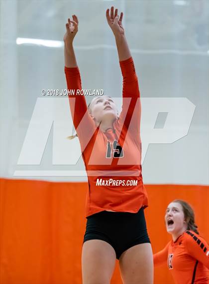Thumbnail 2 in Mundelein vs. Libertyville photogallery.