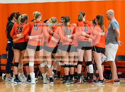 Thumbnail 3 in Mundelein vs. Libertyville photogallery.