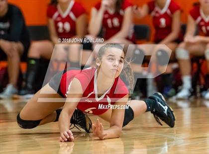 Thumbnail 2 in Mundelein vs. Libertyville photogallery.