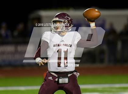 Thumbnail 2 in Falls City vs. Agua Dulce (UIL 2A Bi-District Playoffs) photogallery.