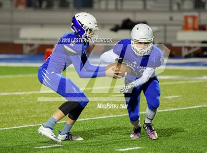 Thumbnail 2 in Falls City vs. Agua Dulce (UIL 2A Bi-District Playoffs) photogallery.