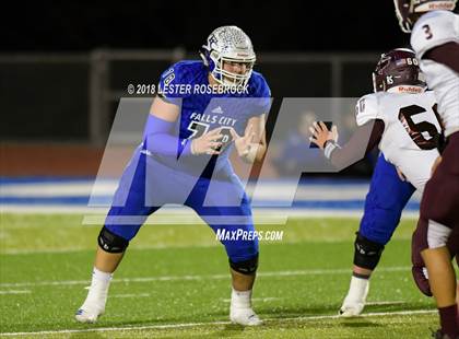Thumbnail 2 in Falls City vs. Agua Dulce (UIL 2A Bi-District Playoffs) photogallery.