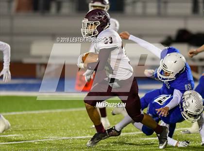 Thumbnail 1 in Falls City vs. Agua Dulce (UIL 2A Bi-District Playoffs) photogallery.