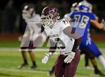 Thumbnail 3 in Falls City vs. Agua Dulce (UIL 2A Bi-District Playoffs) photogallery.