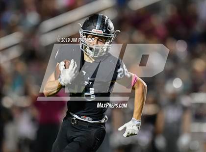 Thumbnail 3 in Round Rock @ Vandegrift photogallery.