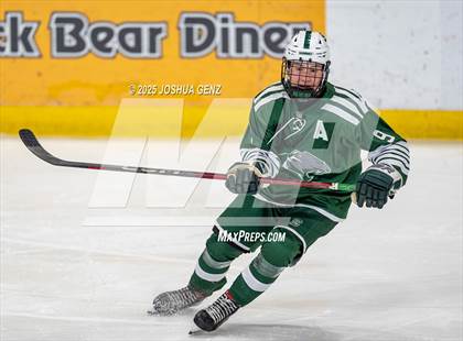 Thumbnail 2 in Summit vs. Glenwood Springs (CHSAA 4A Semi-Final) photogallery.
