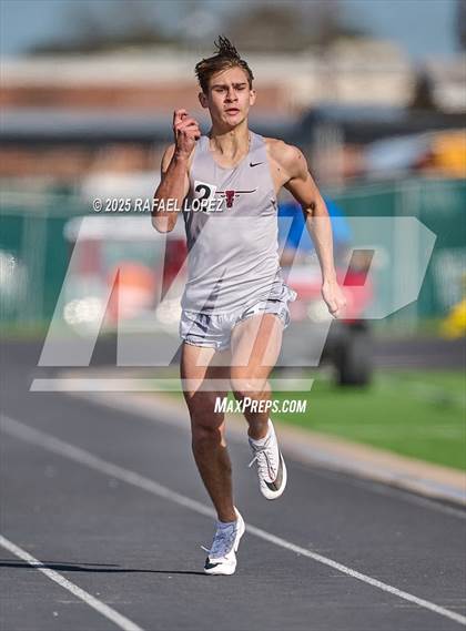 Thumbnail 2 in Lamar CISD Relays (200M) photogallery.