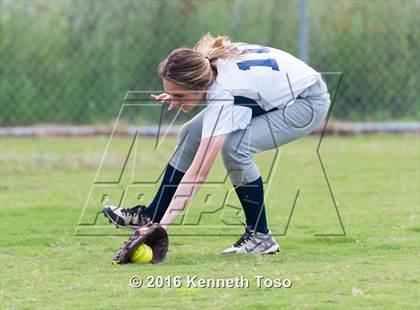Thumbnail 1 in Providence Catholic @ TMI-Episcopal photogallery.