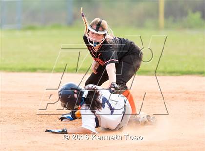 Thumbnail 1 in Providence Catholic @ TMI-Episcopal photogallery.