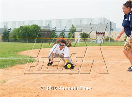 Thumbnail 1 in Providence Catholic @ TMI-Episcopal photogallery.