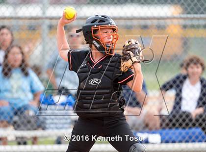 Thumbnail 2 in Providence Catholic @ TMI-Episcopal photogallery.