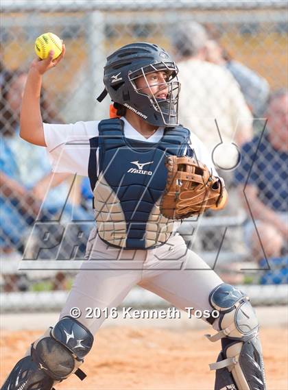 Thumbnail 1 in Providence Catholic @ TMI-Episcopal photogallery.