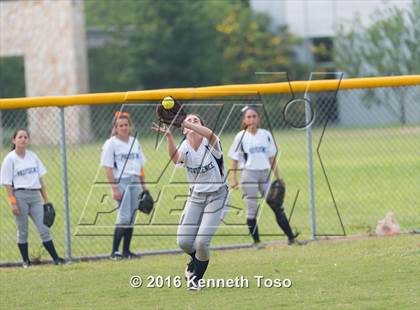 Thumbnail 2 in Providence Catholic @ TMI-Episcopal photogallery.