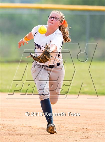 Thumbnail 2 in Providence Catholic @ TMI-Episcopal photogallery.