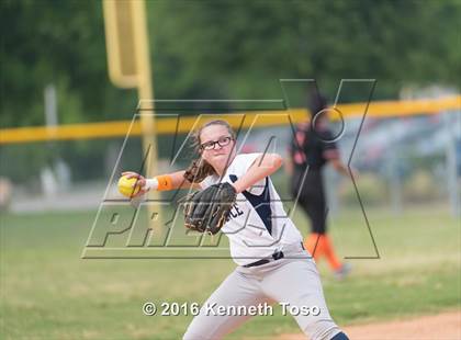 Thumbnail 2 in Providence Catholic @ TMI-Episcopal photogallery.