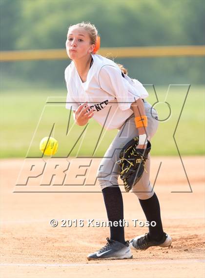 Thumbnail 2 in Providence Catholic @ TMI-Episcopal photogallery.