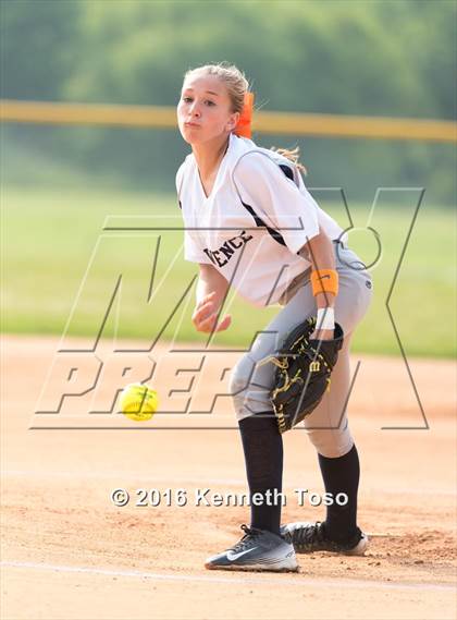 Thumbnail 3 in Providence Catholic @ TMI-Episcopal photogallery.