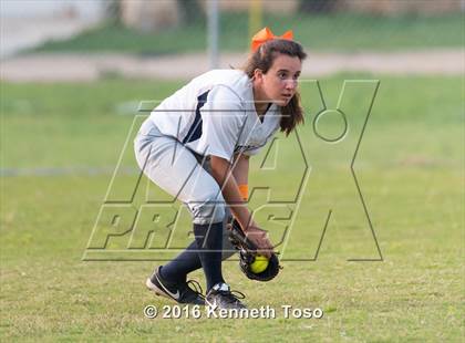 Thumbnail 3 in Providence Catholic @ TMI-Episcopal photogallery.
