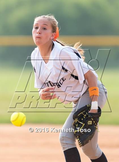 Thumbnail 2 in Providence Catholic @ TMI-Episcopal photogallery.