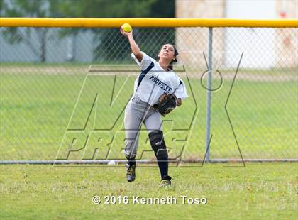 Thumbnail 2 in Providence Catholic @ TMI-Episcopal photogallery.
