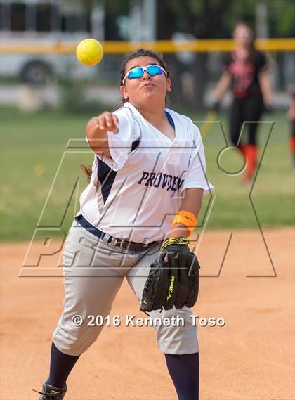 Thumbnail 2 in Providence Catholic @ TMI-Episcopal photogallery.