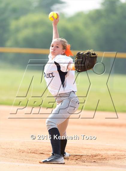 Thumbnail 2 in Providence Catholic @ TMI-Episcopal photogallery.