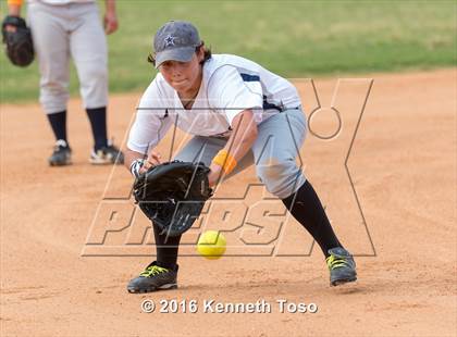 Thumbnail 3 in Providence Catholic @ TMI-Episcopal photogallery.