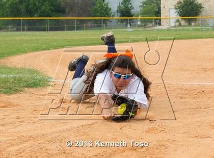 Thumbnail 2 in Providence Catholic @ TMI-Episcopal photogallery.