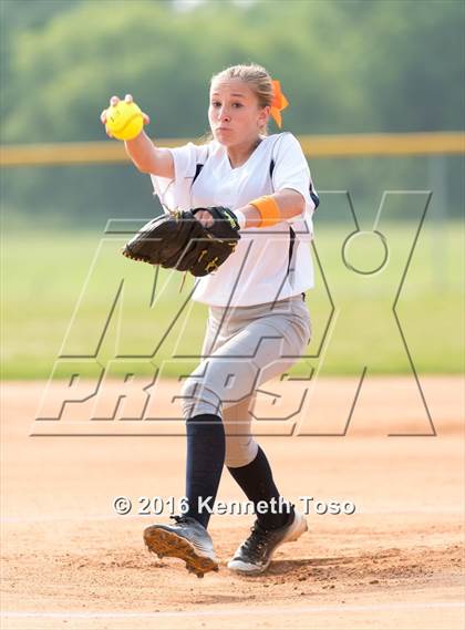 Thumbnail 3 in Providence Catholic @ TMI-Episcopal photogallery.