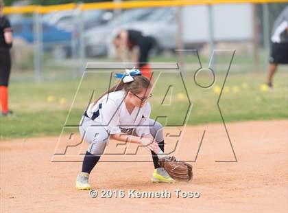 Thumbnail 2 in Providence Catholic @ TMI-Episcopal photogallery.