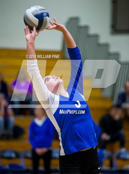 Thumbnail 2 in Spackenkill v Rondout Valley (Section 9 Class B Final) photogallery.