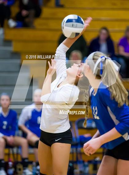 Thumbnail 1 in Spackenkill v Rondout Valley (Section 9 Class B Final) photogallery.