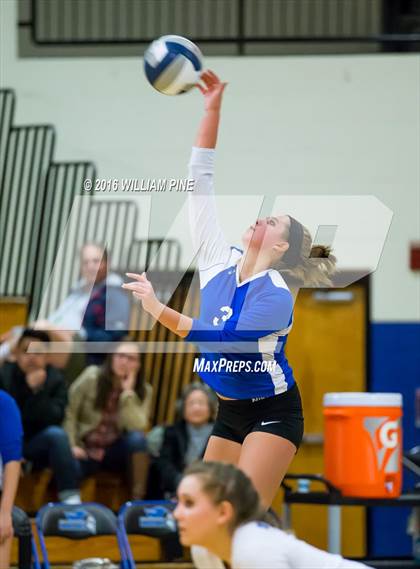 Thumbnail 2 in Spackenkill v Rondout Valley (Section 9 Class B Final) photogallery.