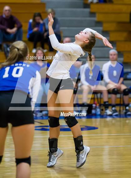 Thumbnail 2 in Spackenkill v Rondout Valley (Section 9 Class B Final) photogallery.