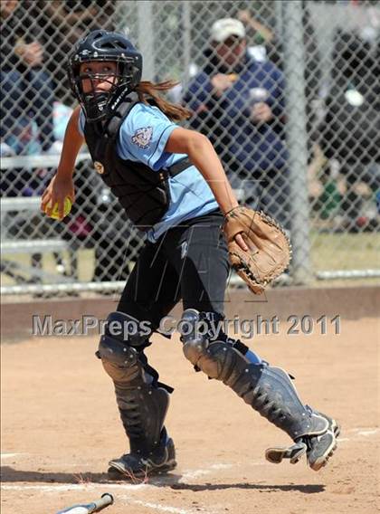 Thumbnail 2 in Cabrillo vs. Buena photogallery.