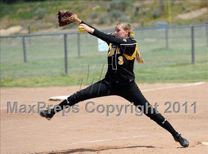 Thumbnail 3 in Cabrillo vs. Buena photogallery.