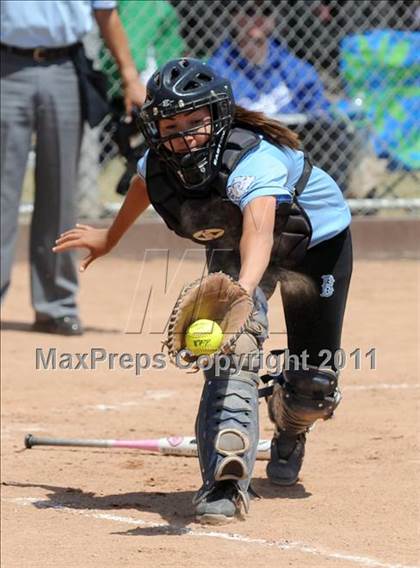 Thumbnail 2 in Cabrillo vs. Buena photogallery.