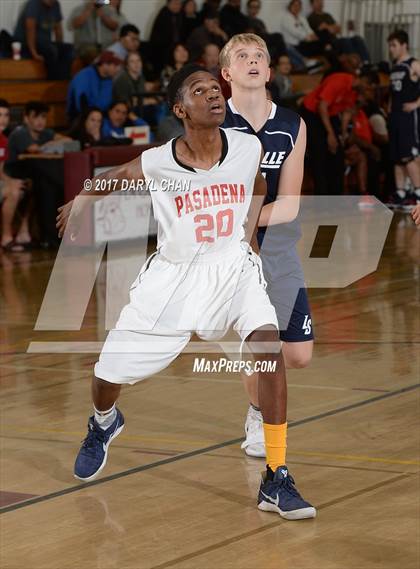 Thumbnail 3 in Pasadena vs. La Salle (La Canada Tournament) photogallery.