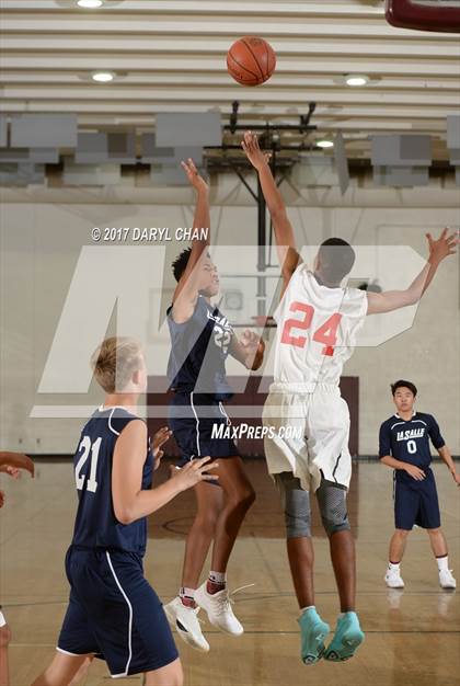 Thumbnail 3 in Pasadena vs. La Salle (La Canada Tournament) photogallery.