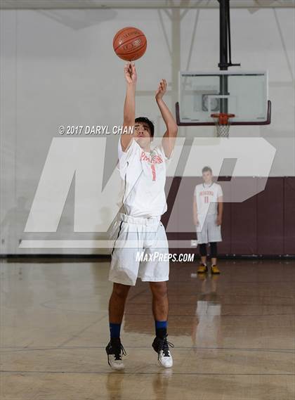 Thumbnail 3 in Pasadena vs. La Salle (La Canada Tournament) photogallery.