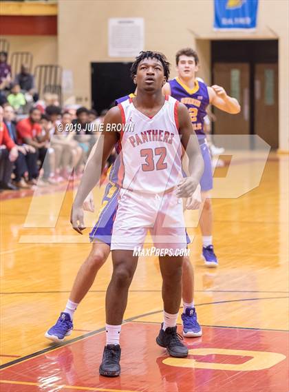 Thumbnail 2 in Guerin Catholic @ North Central photogallery.