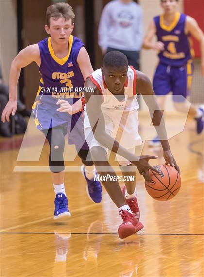 Thumbnail 2 in Guerin Catholic @ North Central photogallery.