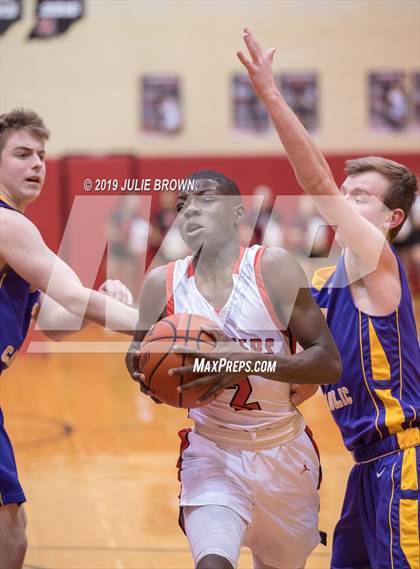 Thumbnail 2 in Guerin Catholic @ North Central photogallery.